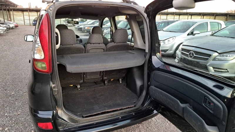 Toyota Yaris verso 1.4 D4D NOV VNOS GERMANY, снимка 7 - Автомобили и джипове - 48001987