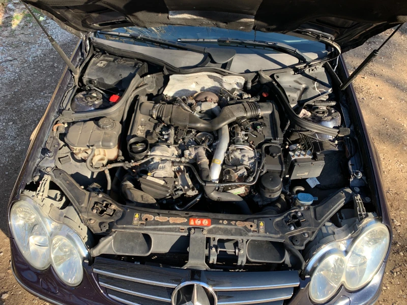 Mercedes-Benz CLK 320 CDI Avantgarde, снимка 15 - Автомобили и джипове - 48908412