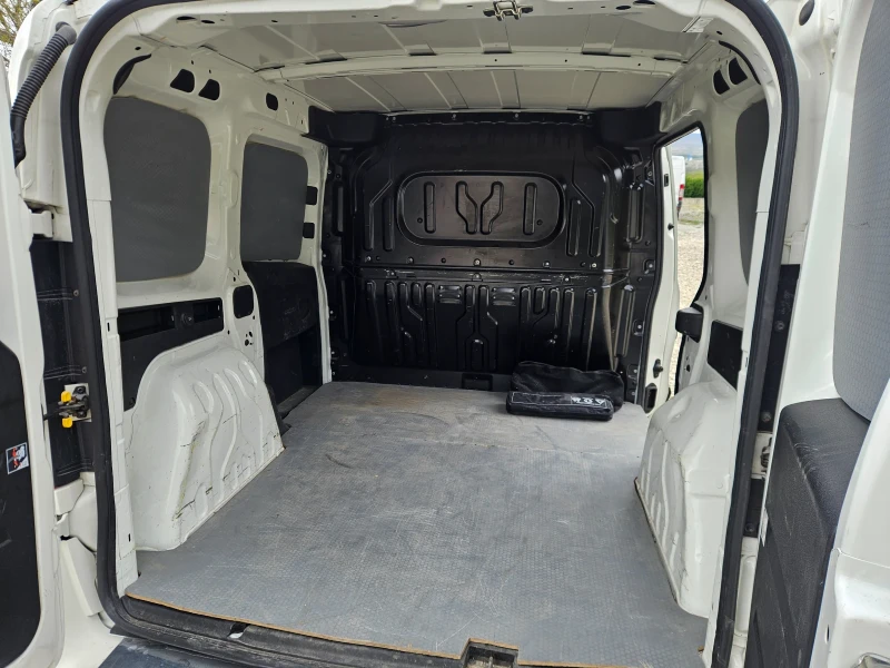Fiat Doblo 1.3 МJET Euro 5B , снимка 9 - Автомобили и джипове - 50770755