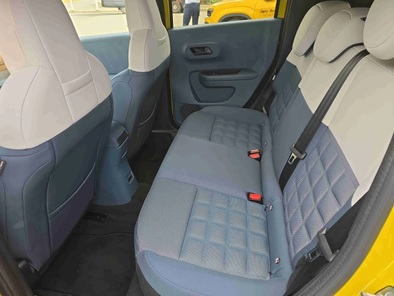 Fiat Grande Panda e-HYBRID 48V petrol, снимка 11 - Автомобили и джипове - 52331045