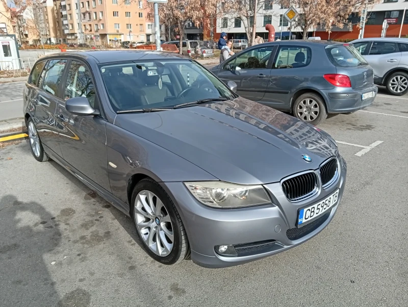 BMW 320 320D, снимка 4 - Автомобили и джипове - 52444351