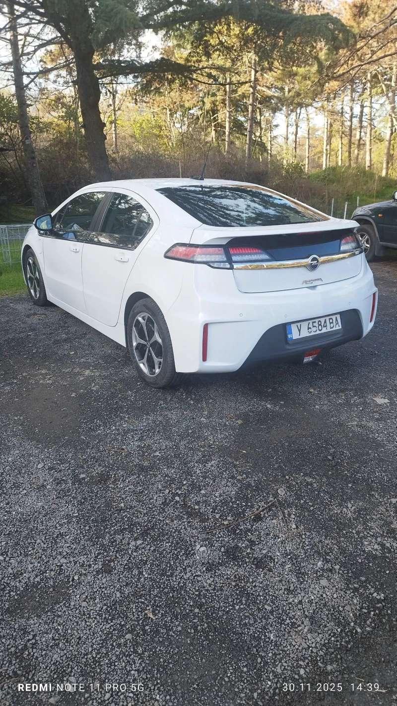 Opel Ampera, снимка 2 - Автомобили и джипове - 52596635
