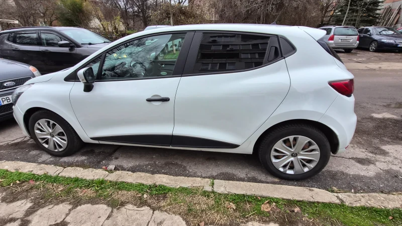 Renault Clio, снимка 6 - Автомобили и джипове - 52743289