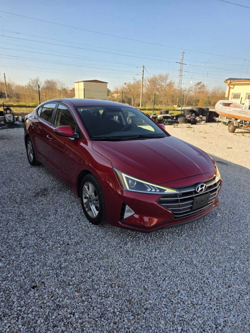 Hyundai Elantra 2.0 автоматик, снимка 2 - Автомобили и джипове - 52787896