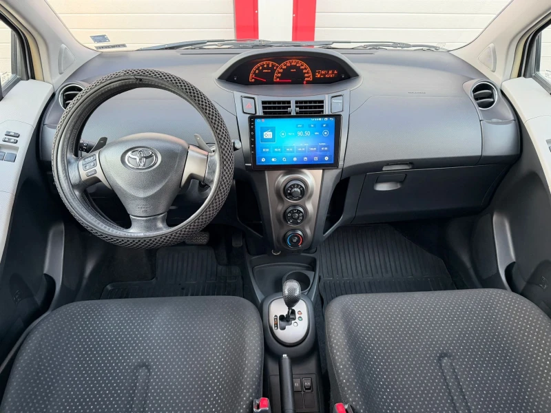 Toyota Yaris 1.4D-4D AUTOMATIK NAVI EVRO 5A ЛИЗИНГ!!!, снимка 14 - Автомобили и джипове - 52851468