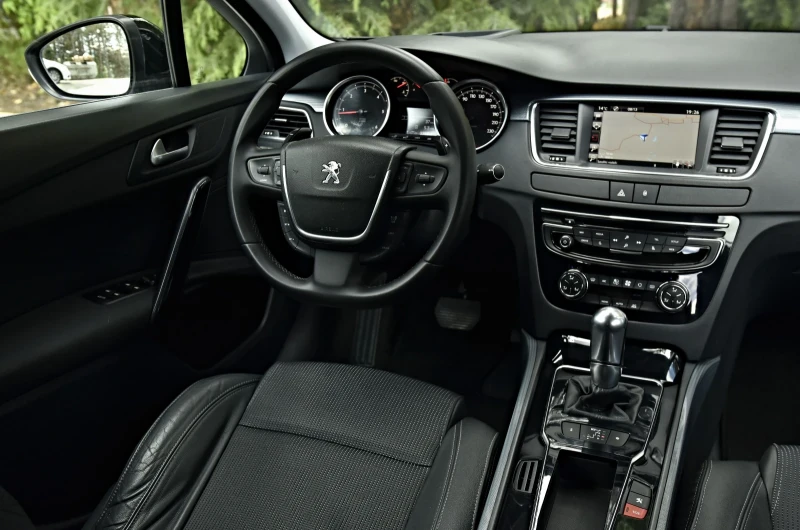 Peugeot 508 1.6 blue HDI head up display, снимка 10 - Автомобили и джипове - 53015755