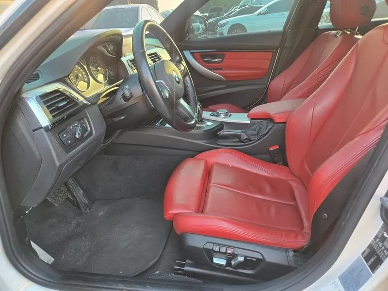 BMW 330 (F30) 330I M Sports, снимка 8 - Автомобили и джипове - 55912693