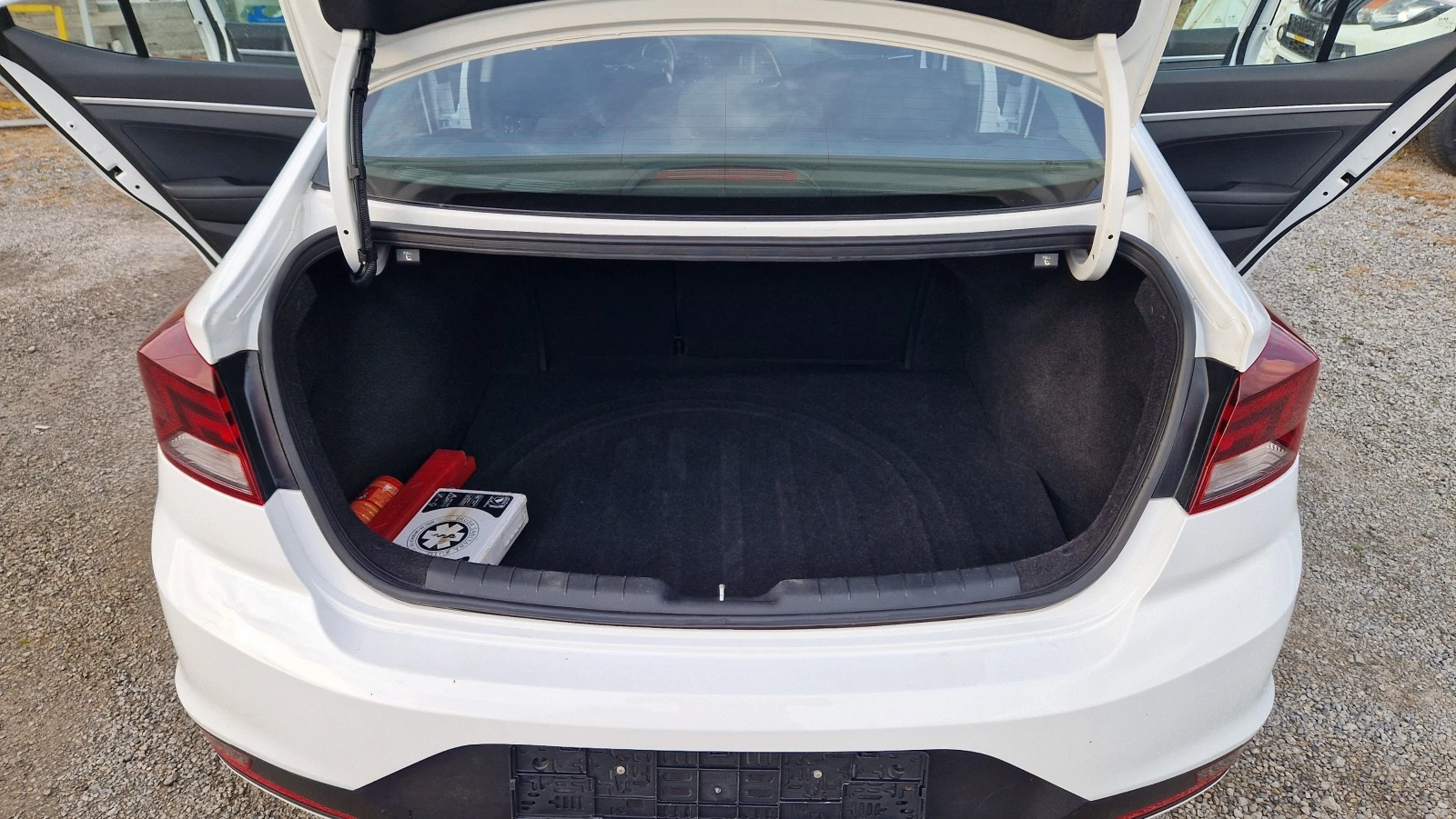 Hyundai Elantra 1.6i .. | Mobile.bg   14