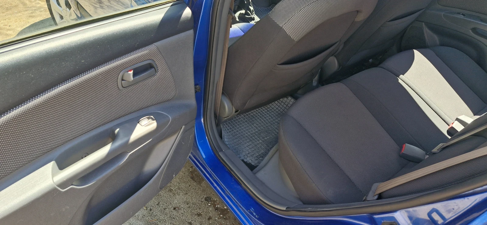 Kia Rio  - изображение 9