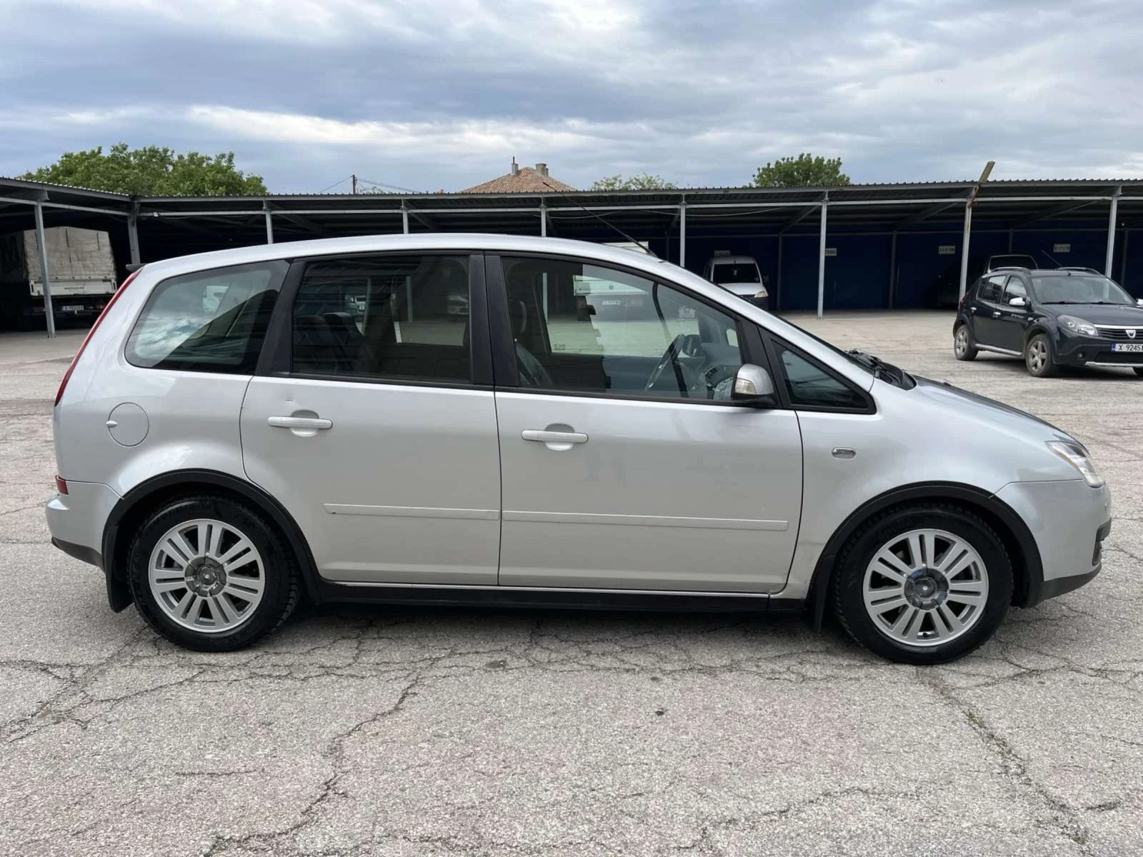 Ford C-max GHIA 1.6 TDCI - изображение 2