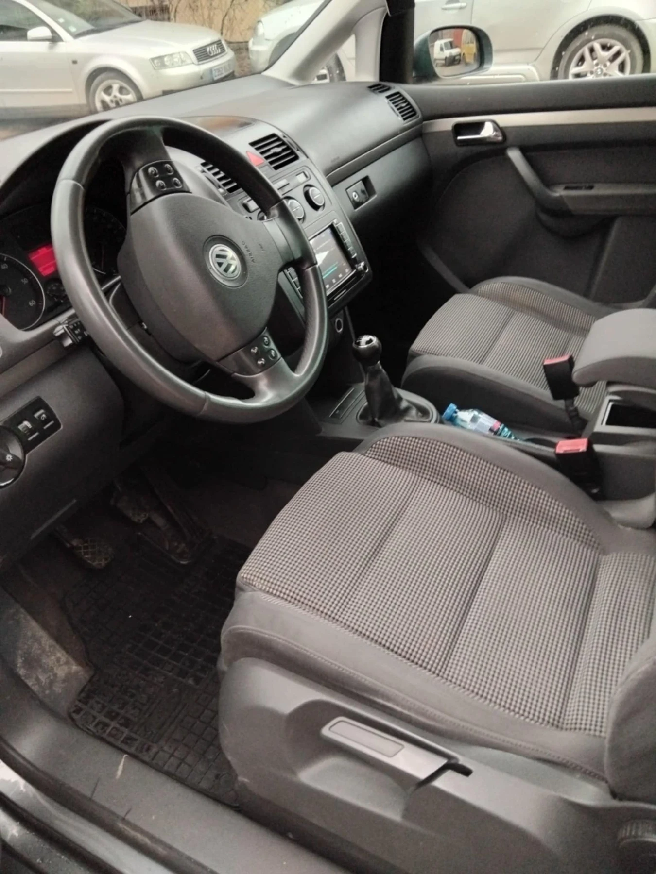 VW Touran 2.0 TDI - изображение 4