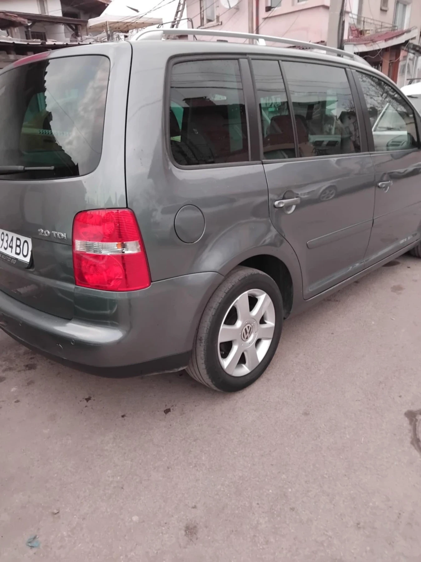 VW Touran 2.0 TDI - изображение 3