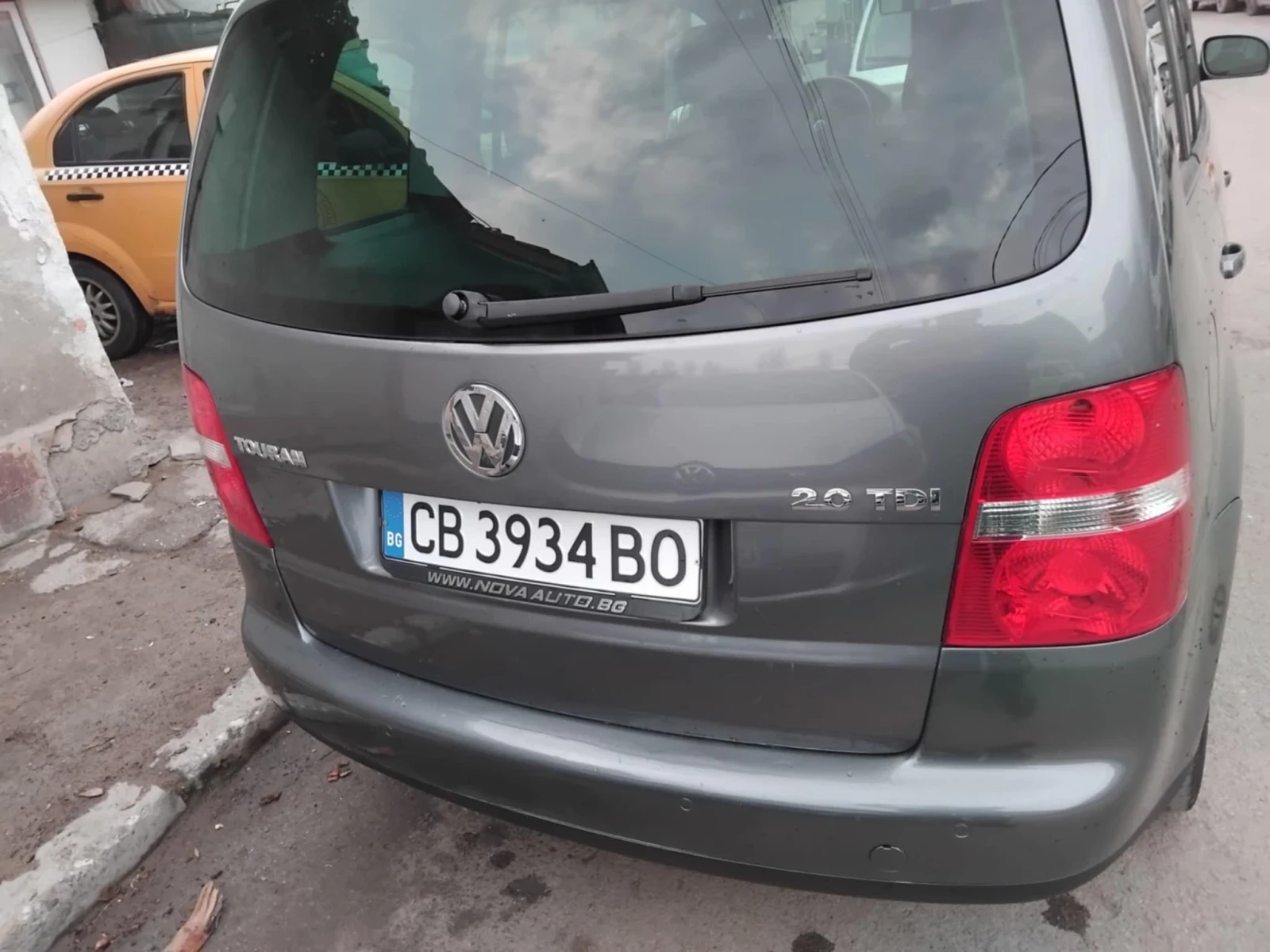 VW Touran 2.0 TDI - изображение 10
