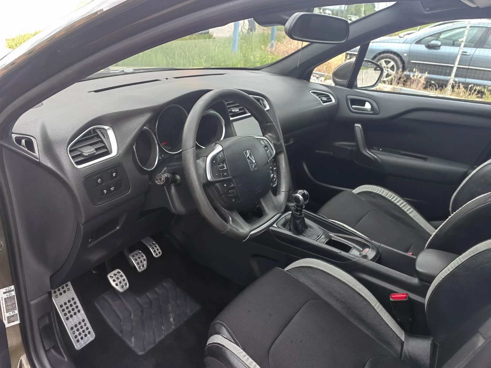 Citroen DS4 1.6HDI - изображение 10