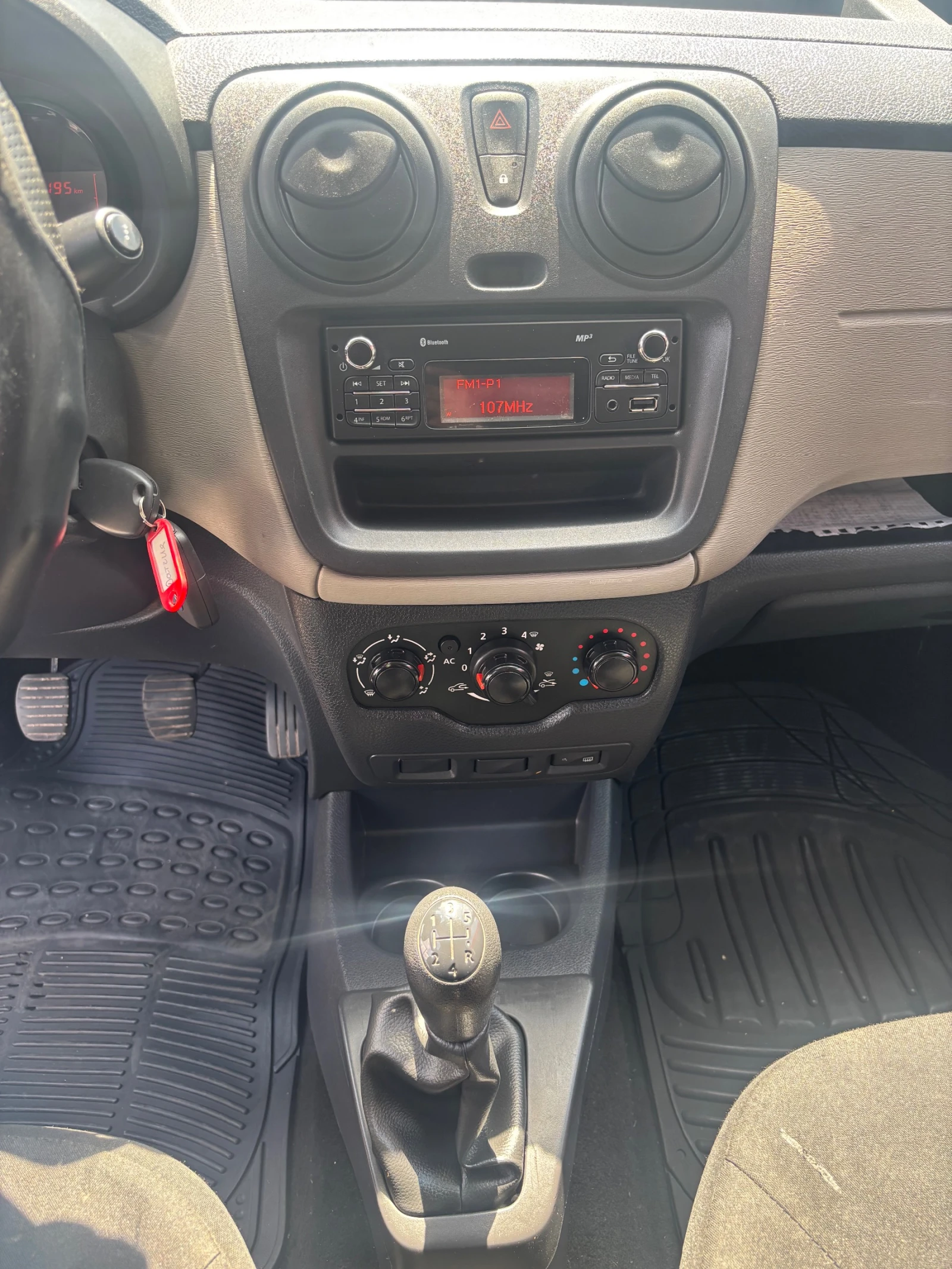 Dacia Dokker 1.5 DCI 90kc - изображение 9