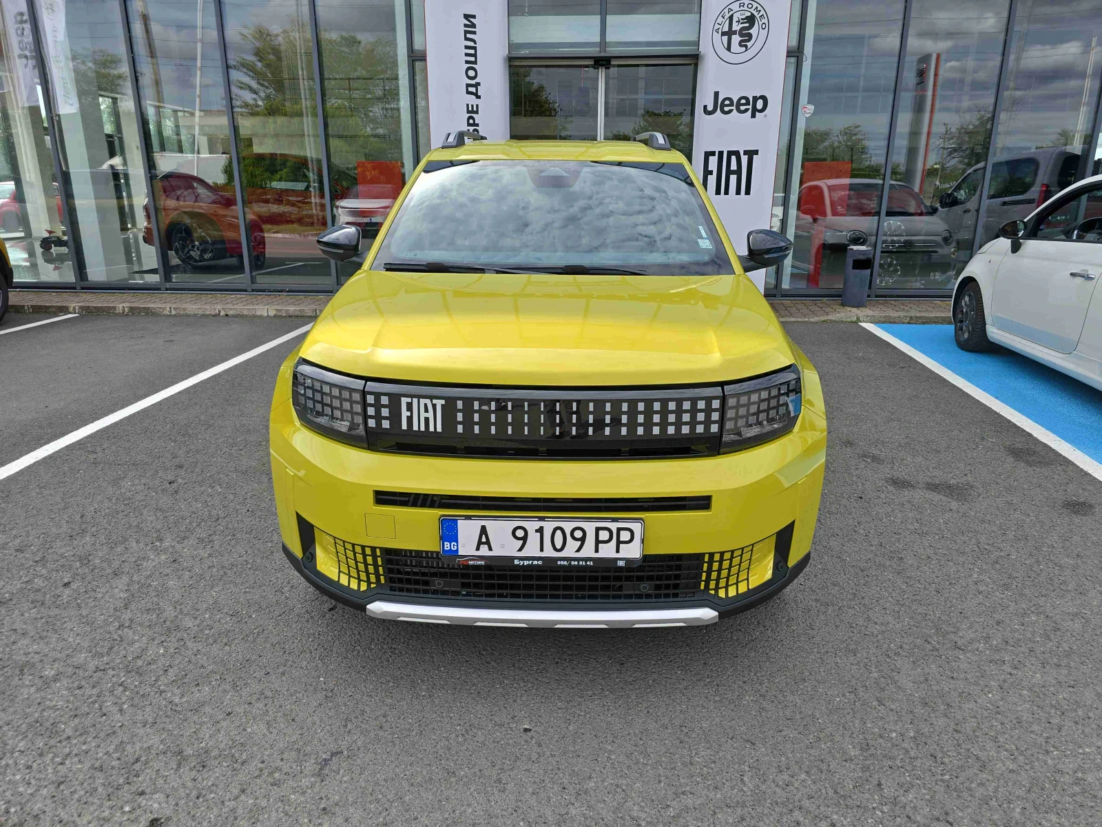 Fiat Grande Panda e-HYBRID 48V petrol | Mobile.bg   2