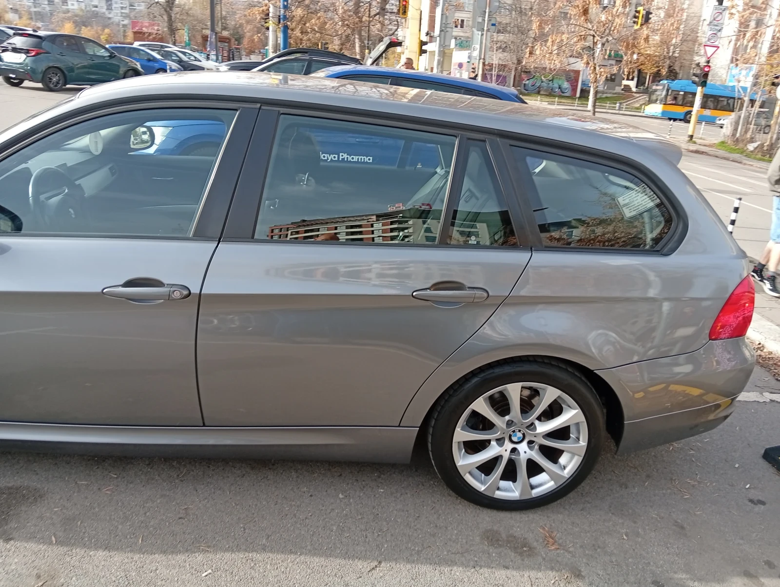 BMW 320 320D - изображение 9