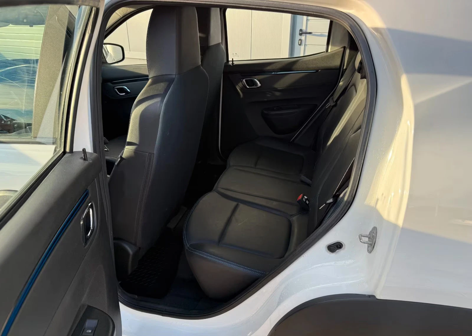 Dacia Spring COMFORT/45HP/CARPLAY/FWD/DIGITAL/DAB/VCONTROL/984f | Mobile.bg � ����������� 14