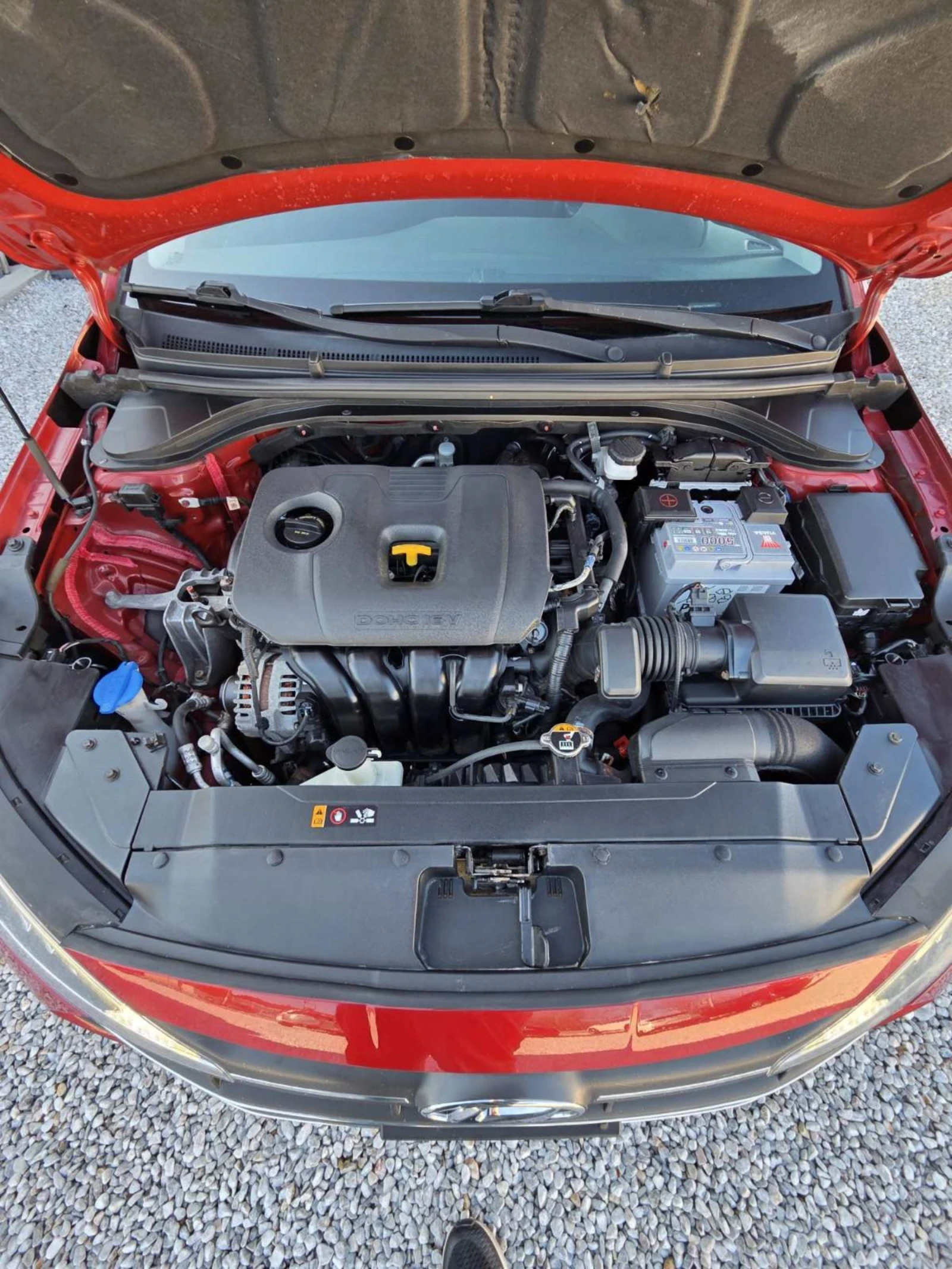 Hyundai Elantra 2.0 ��������� | Mobile.bg � ����������� 12