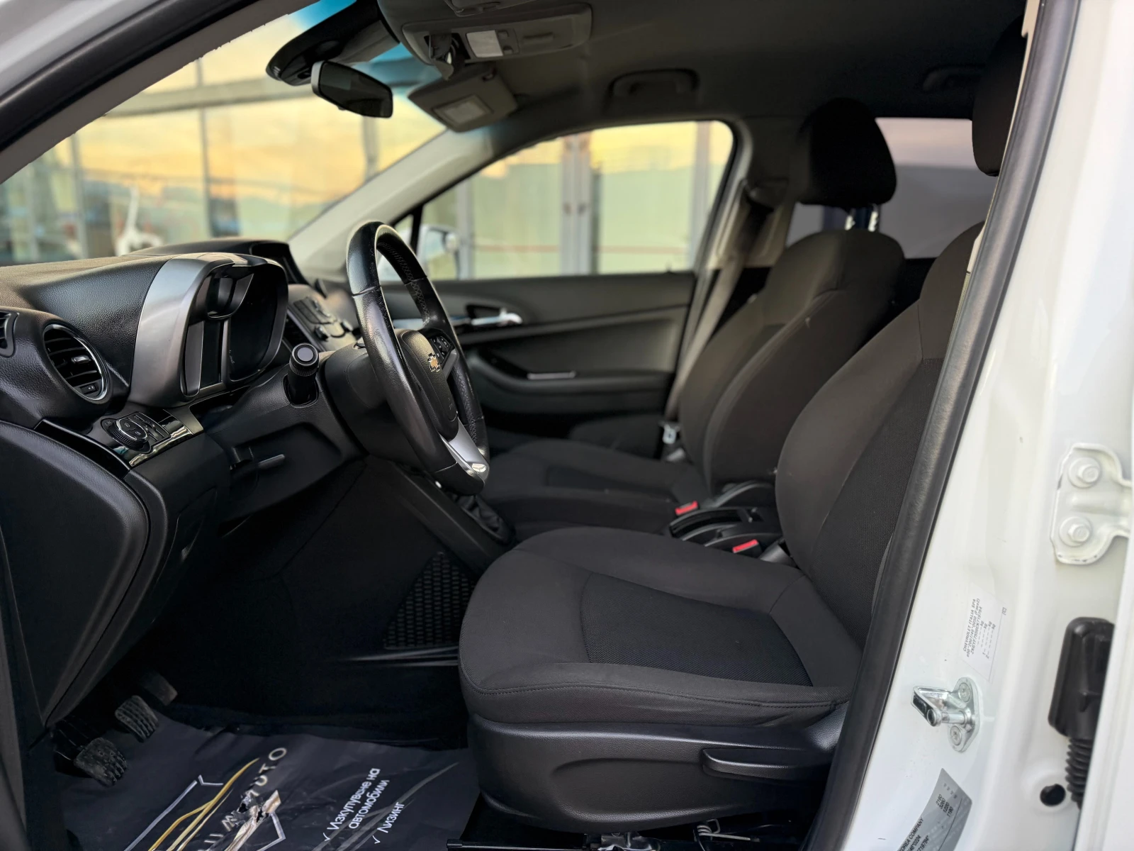 Chevrolet Orlando 6 ������ ��������/1.8i 144�.�. ����� ���������/6+  | Mobile.bg � ����������� 7