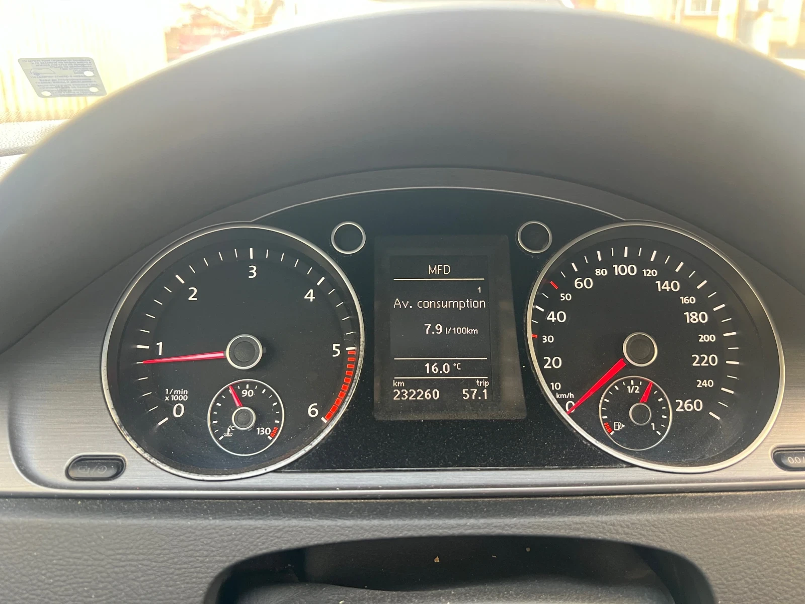 VW Passat B7 2.0 дизел, снимка 13 - Автомобили и джипове - 53603263