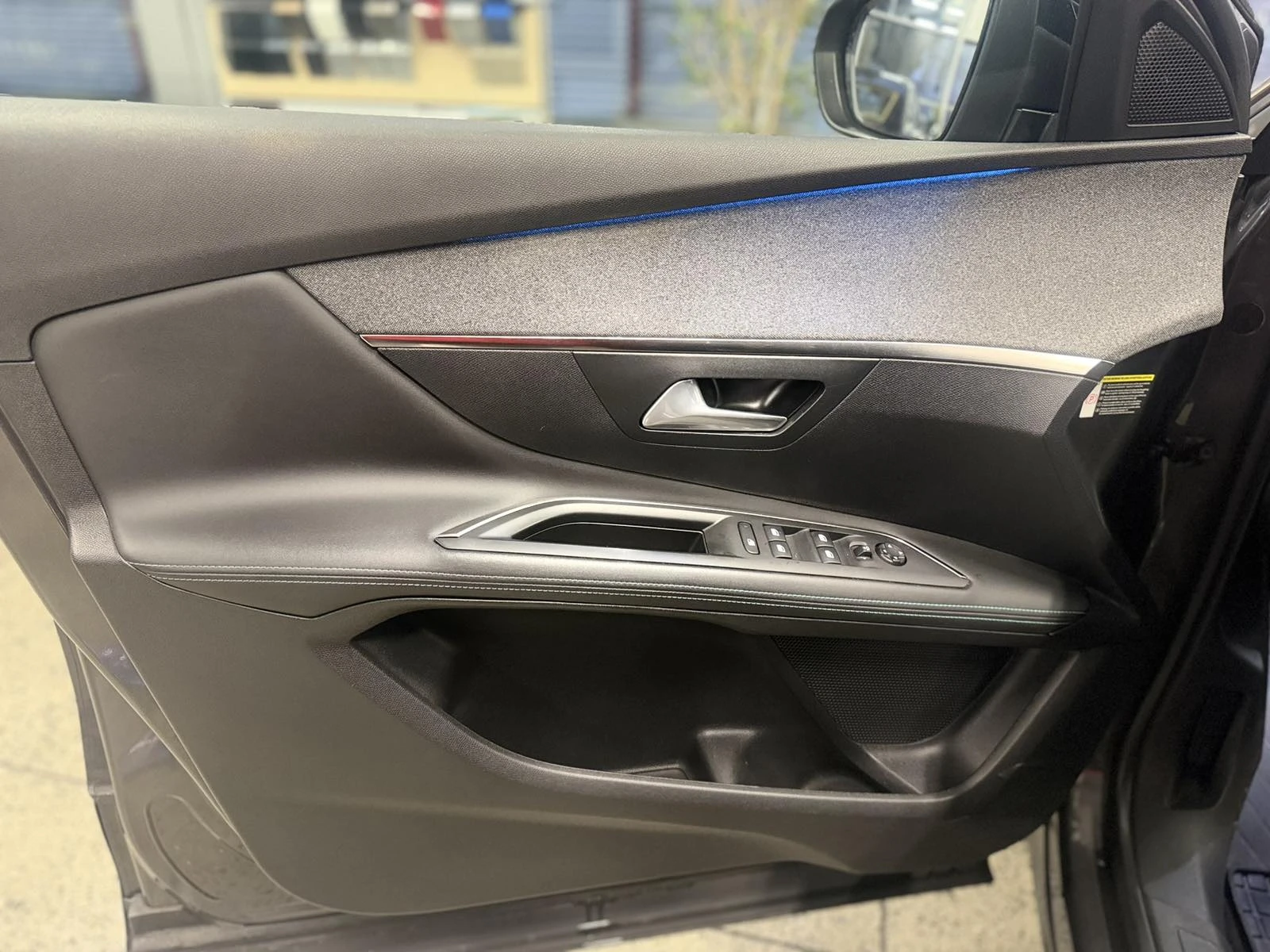 Peugeot 3008 Plug in Hybrid | Mobile.bg � ����������� 9