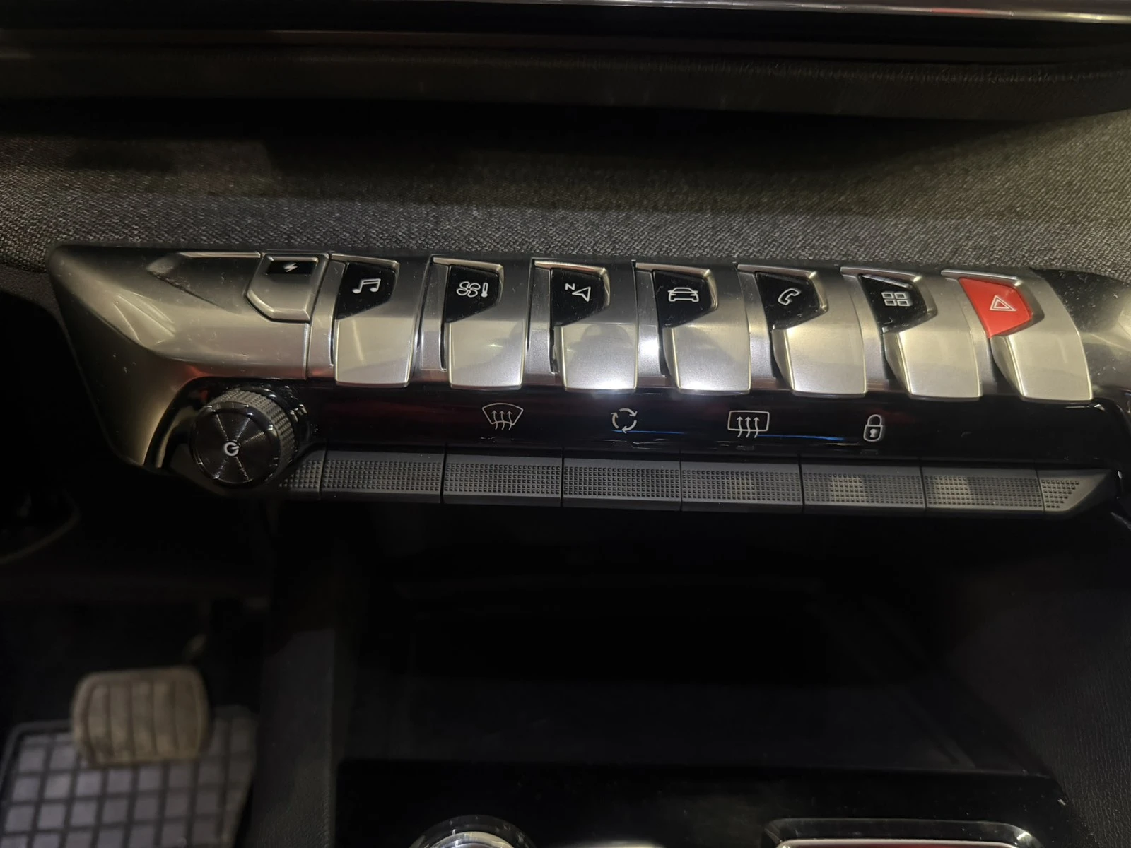 Peugeot 3008 Plug in Hybrid | Mobile.bg � ����������� 16