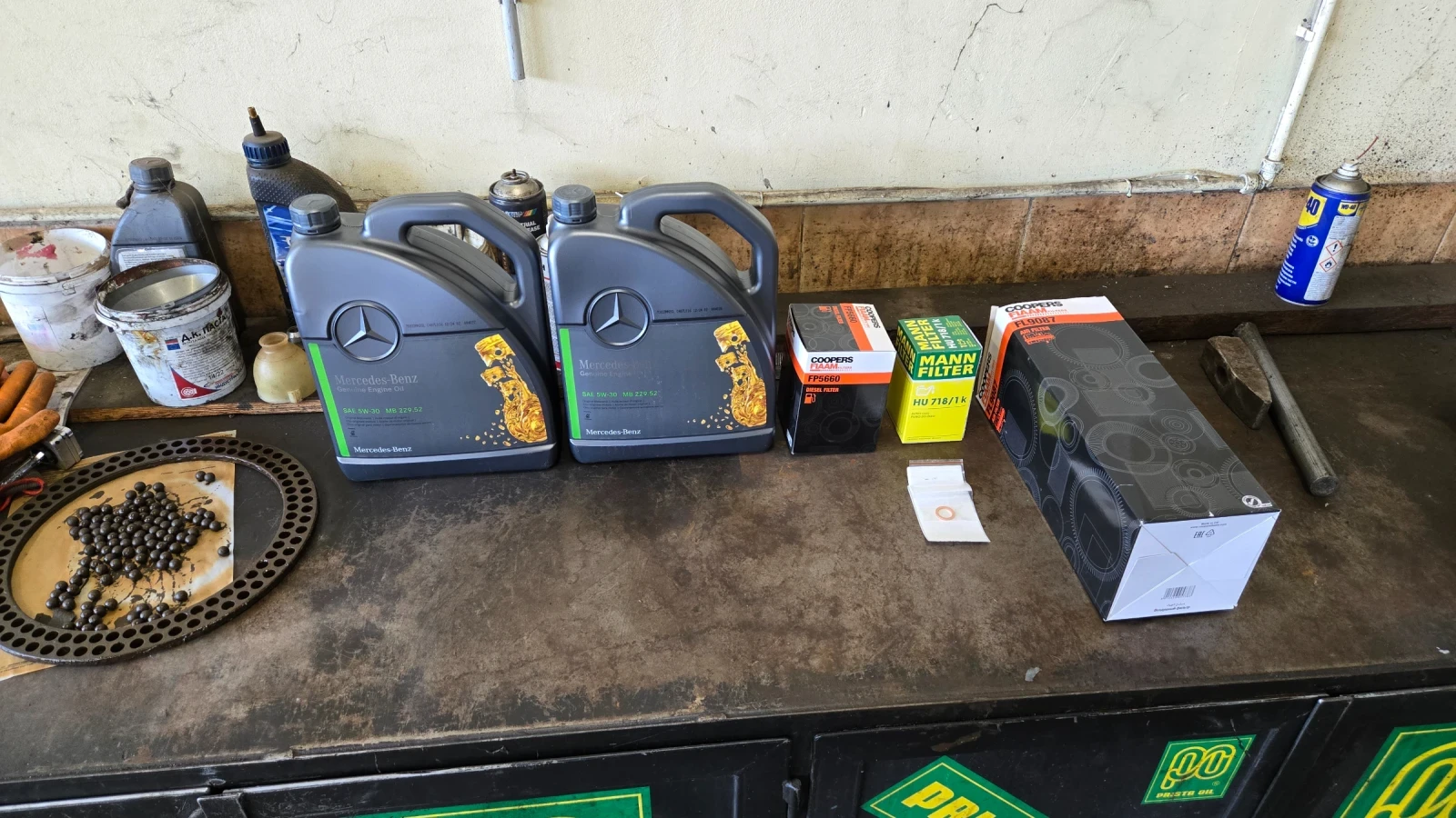 Mercedes-Benz C 220 Avangarde, снимка 17 - Автомобили и джипове - 53829223