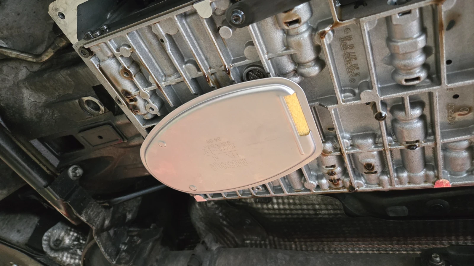 Mercedes-Benz C 220 Avangarde, снимка 13 - Автомобили и джипове - 53829223