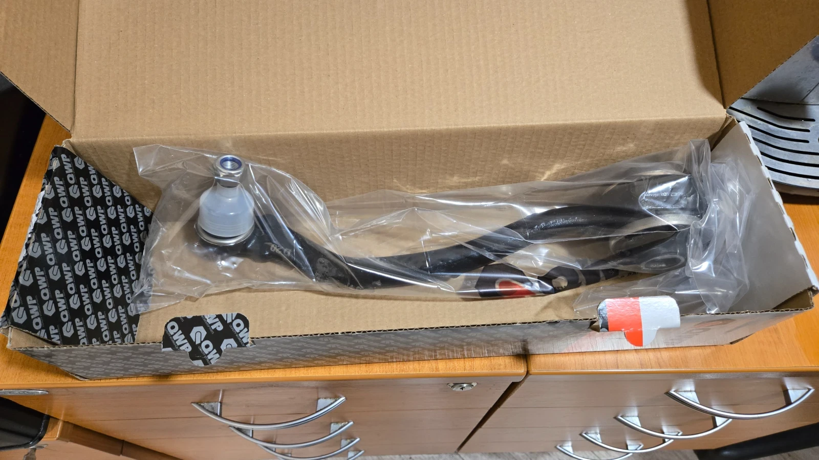 Mercedes-Benz C 220 Avangarde, снимка 16 - Автомобили и джипове - 53829223