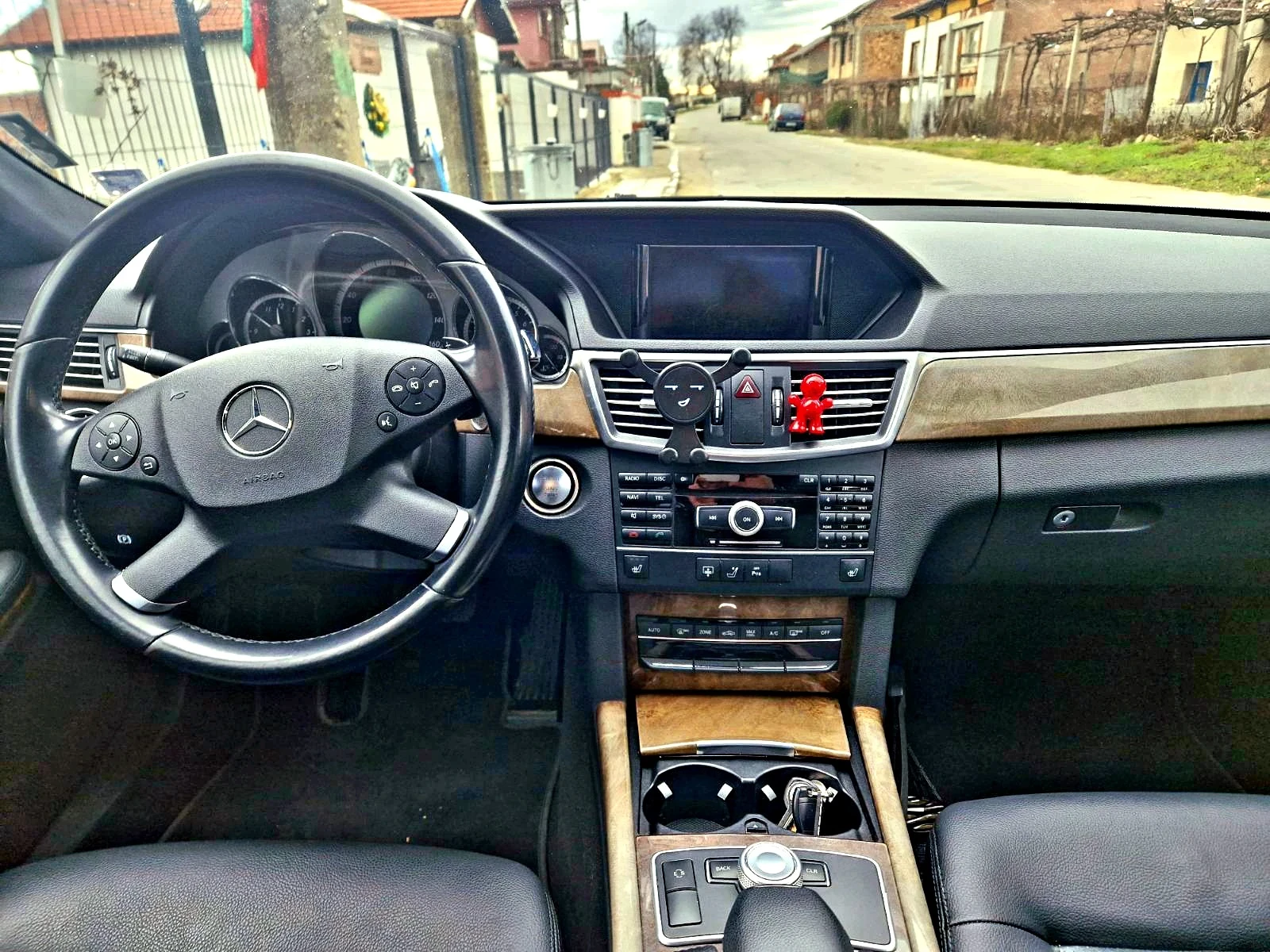 Mercedes-Benz E 350 4�4, ��� | Mobile.bg � ����������� 4