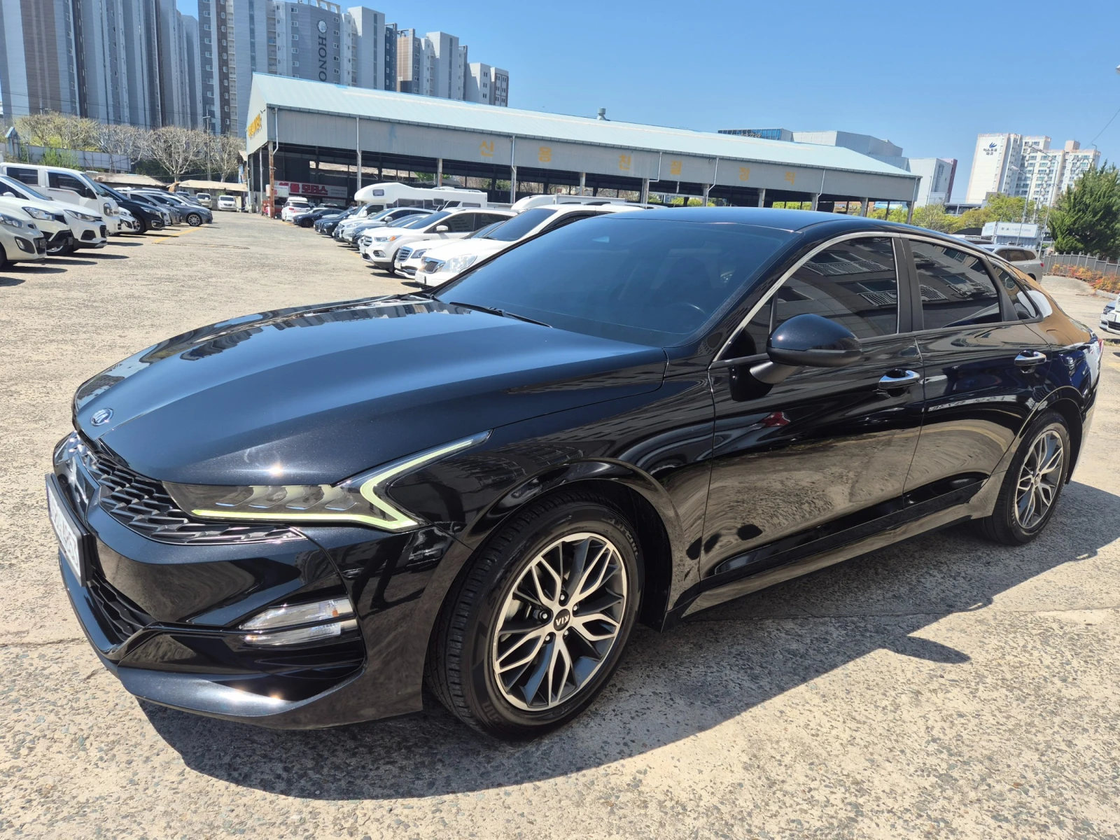 Kia K5 2.0LPI TRENDY autogeorge.com | Mobile.bg � ����������� 1