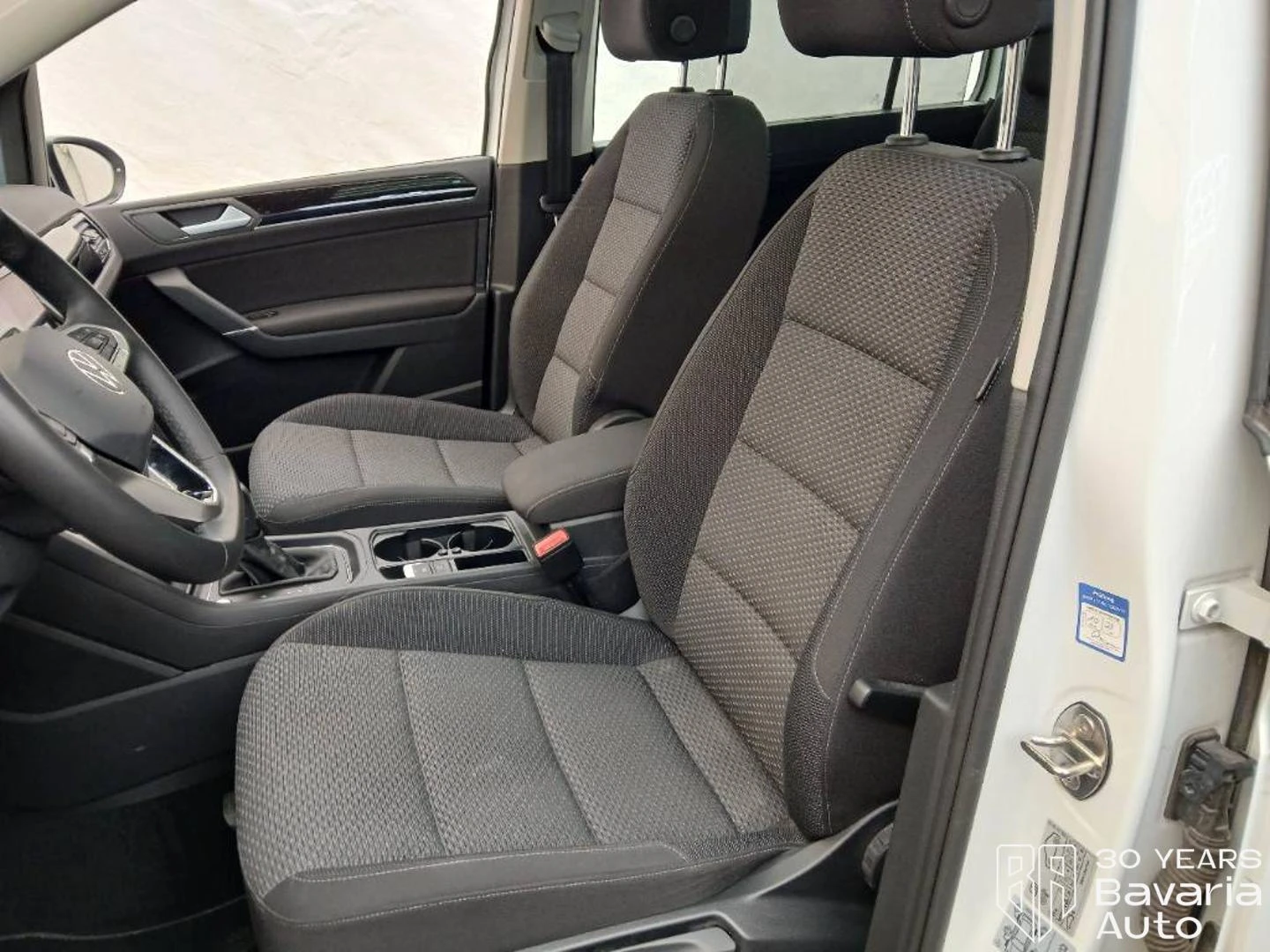 VW Touran 2.0TDI Comfortline DSG, снимка 6 - Автомобили и джипове - 54310322