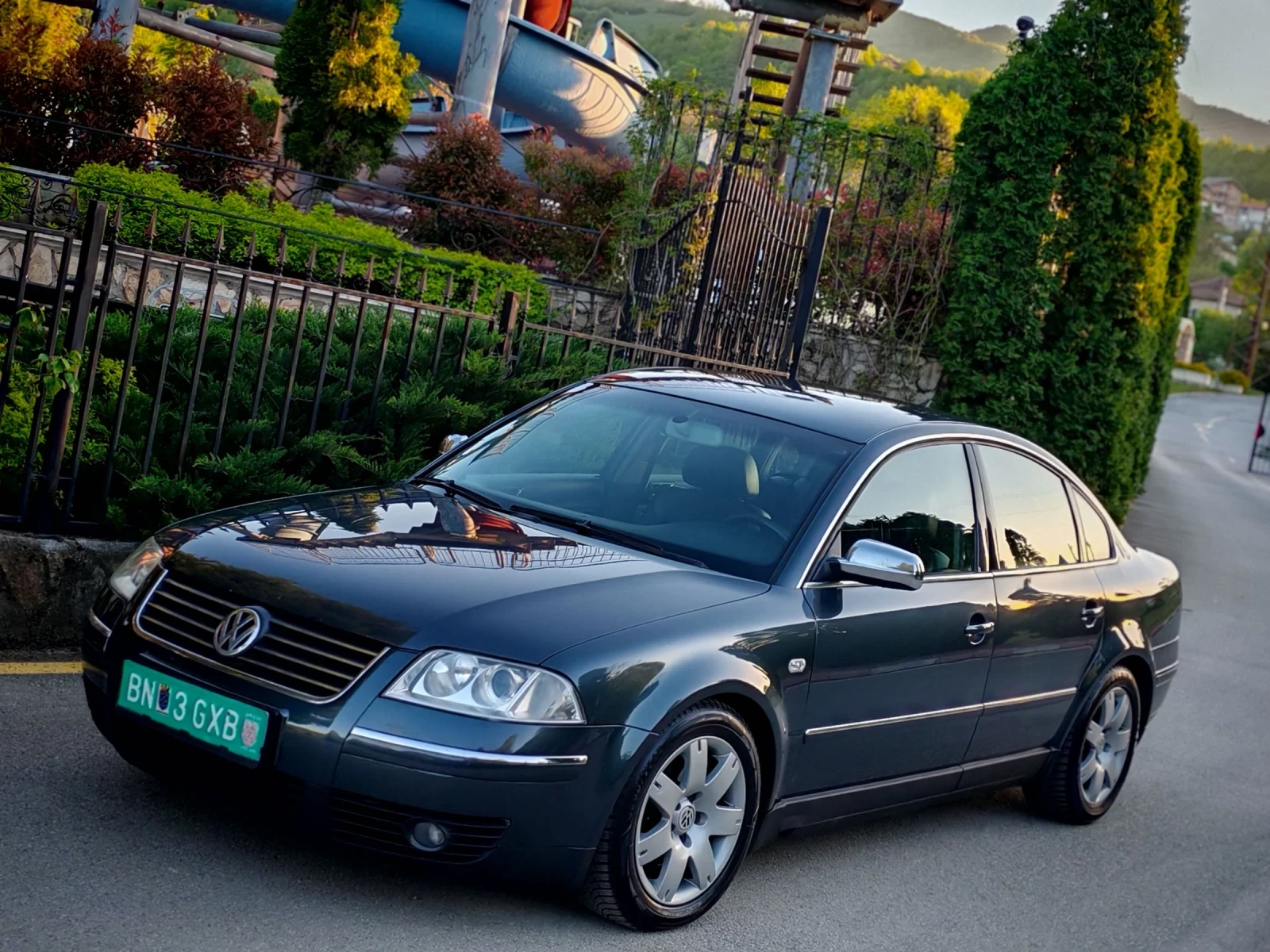 VW Passat 1.9TDI(101)* HIGHLINE* НОВ ВНОС* , снимка 3 - Автомобили и джипове - 54322618