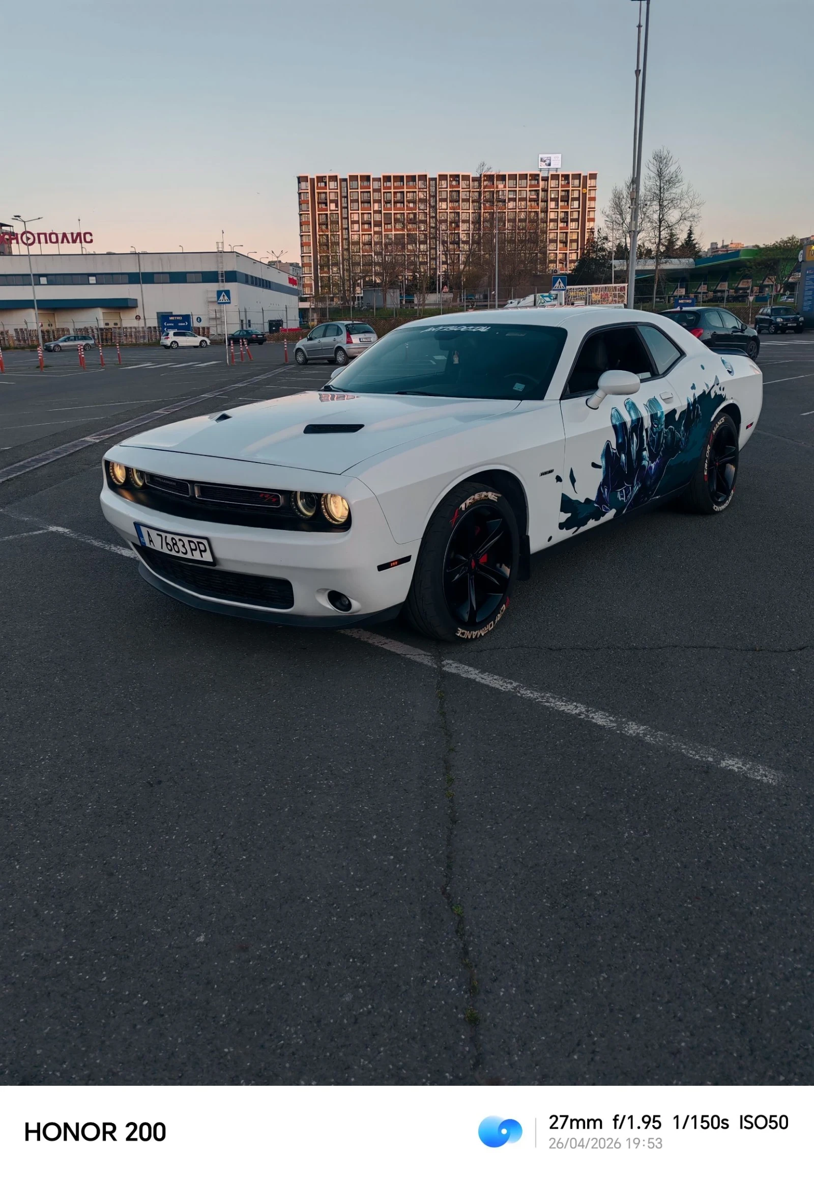 Dodge Challenger 5, 7 HEMI R/T РЪЧНИ СКОРОСТИ. 
