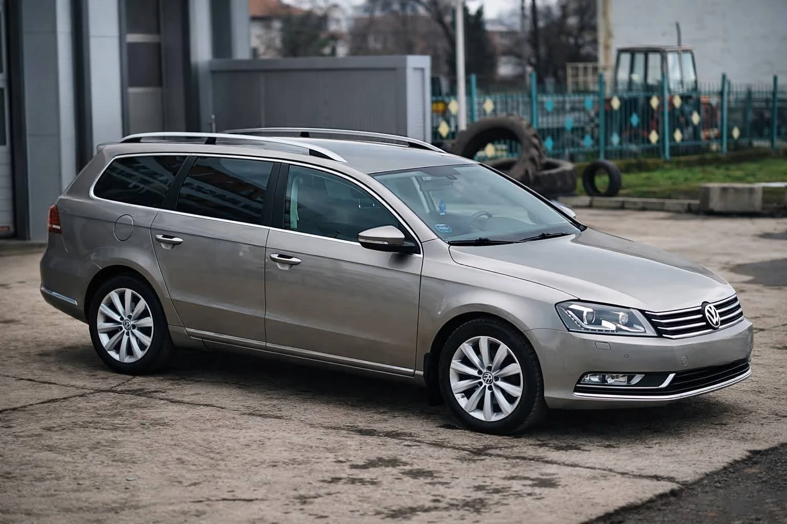 VW Passat 2.0 TDI DSG 4Motion, снимка 7 - Автомобили и джипове - 54361561