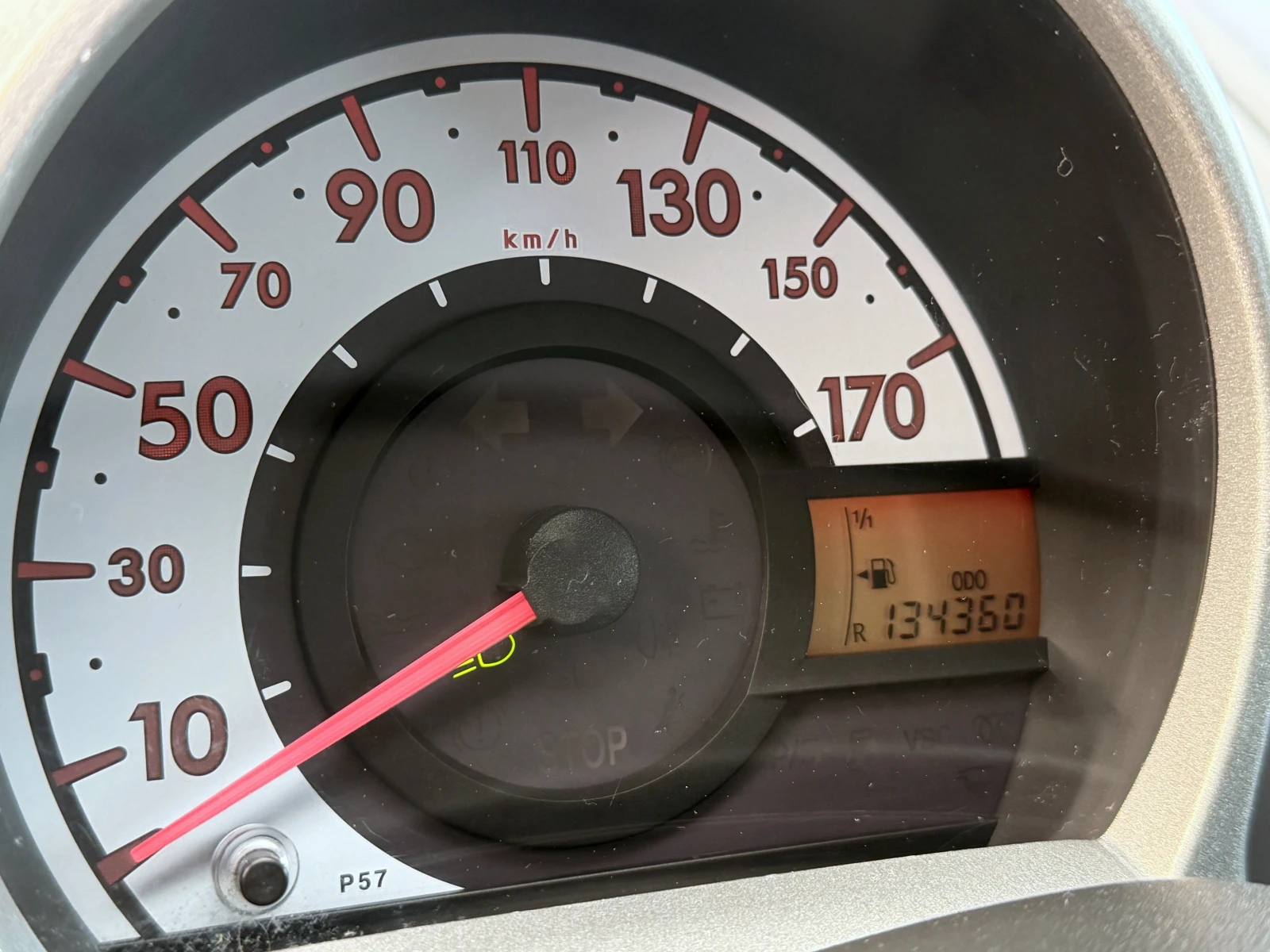 Peugeot 107 1.0i, снимка 12 - Автомобили и джипове - 54559952