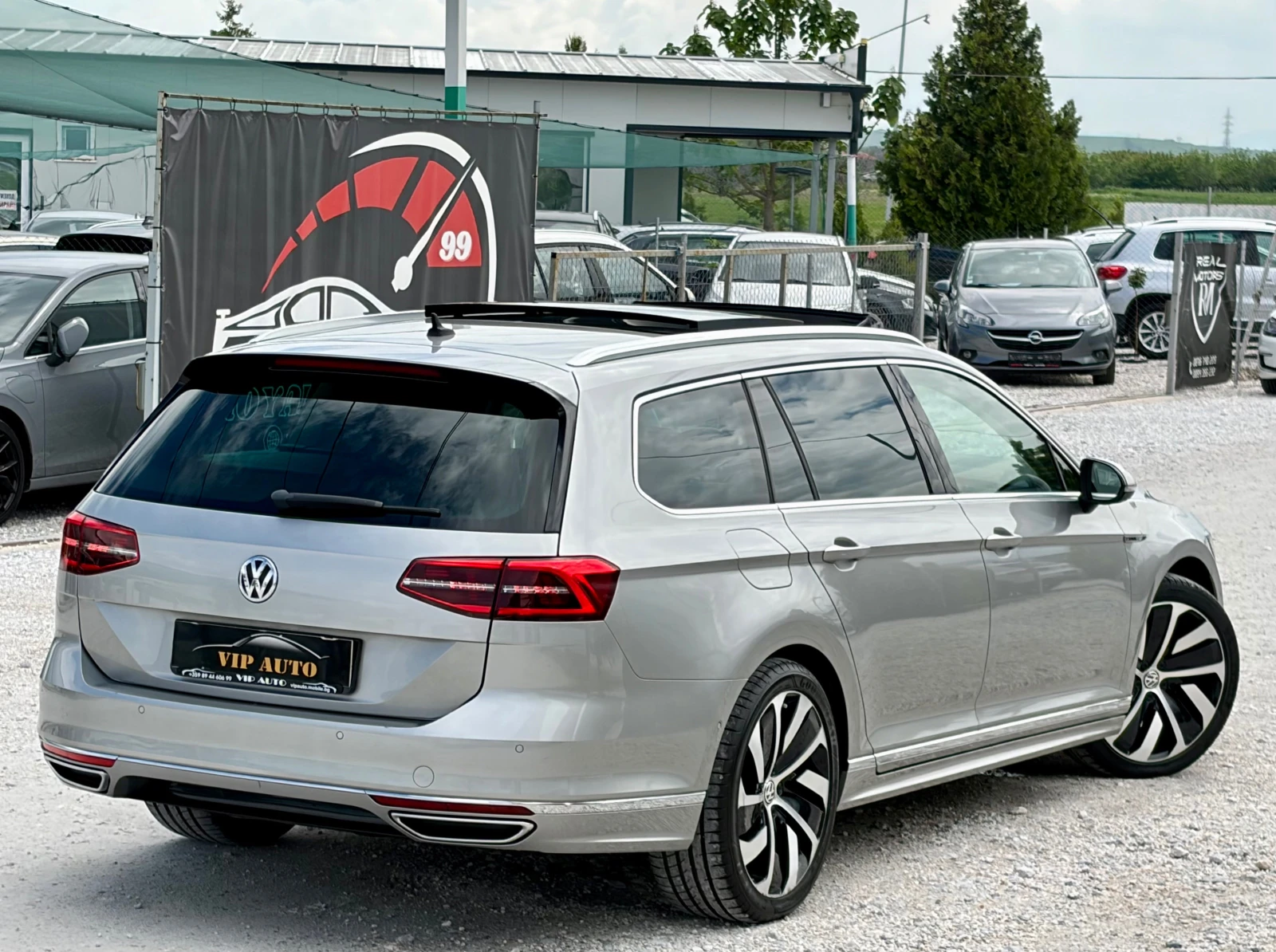 VW Passat R-LINE 2.0TDI DSG 4MOTION TOP FULL, снимка 5 - Автомобили и джипове - 54596765
