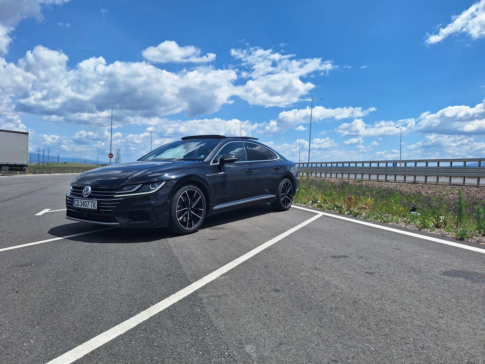 VW Arteon 2.0 bitdi 240 Rline, снимка 16 - Автомобили и джипове - 54628804