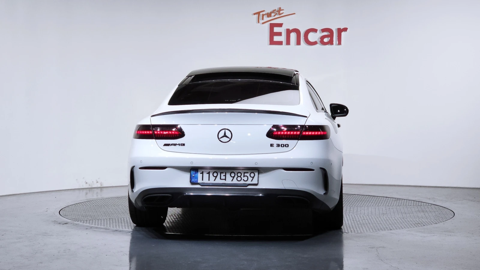 Mercedes-Benz E 300 E300d 4MATIC AMG Line | HUD | DISTRONIC | MEMORY | | Mobile.bg � ����������� 4
