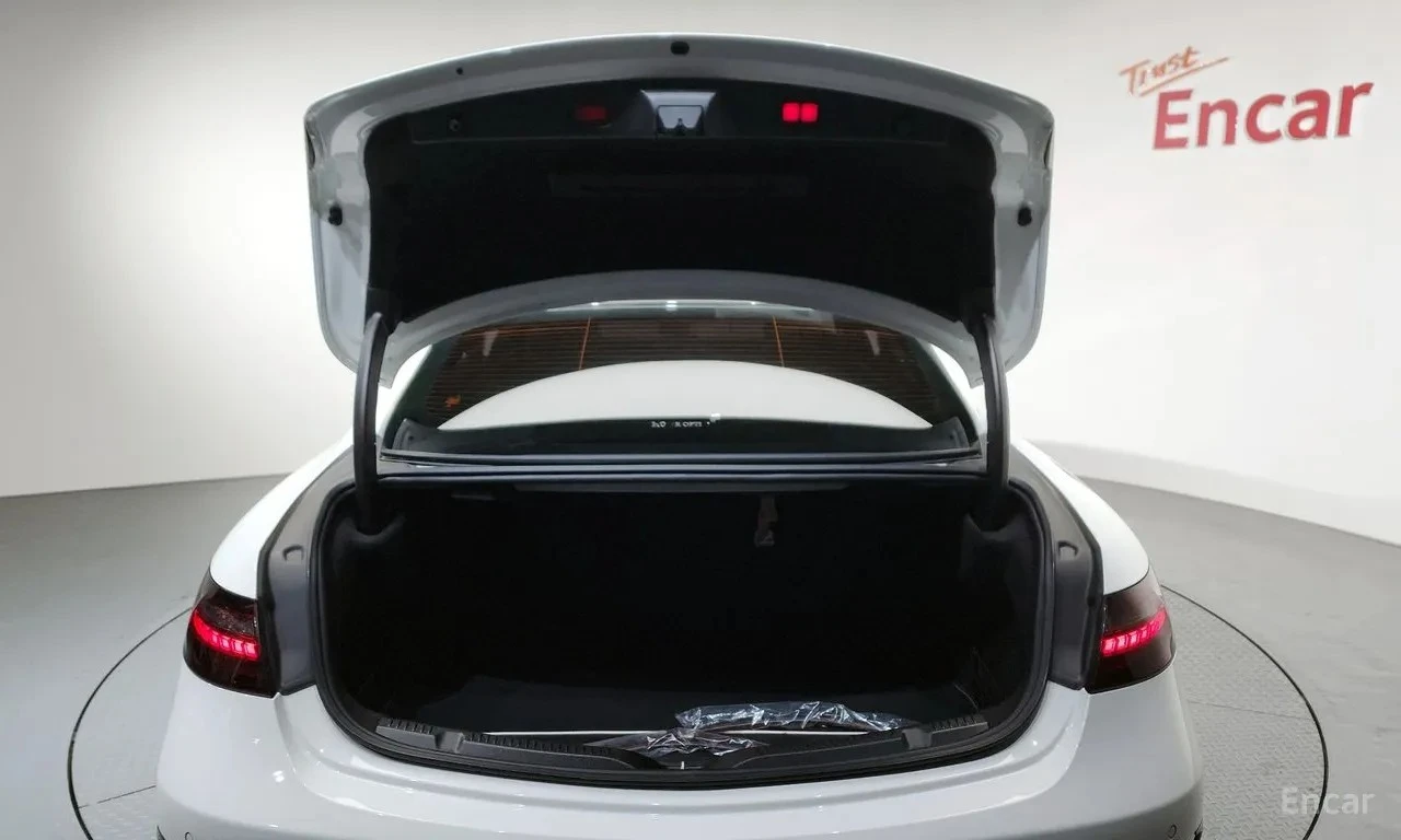 Mercedes-Benz E 300 E300d 4MATIC AMG Line | HUD | DISTRONIC | MEMORY | | Mobile.bg � ����������� 16