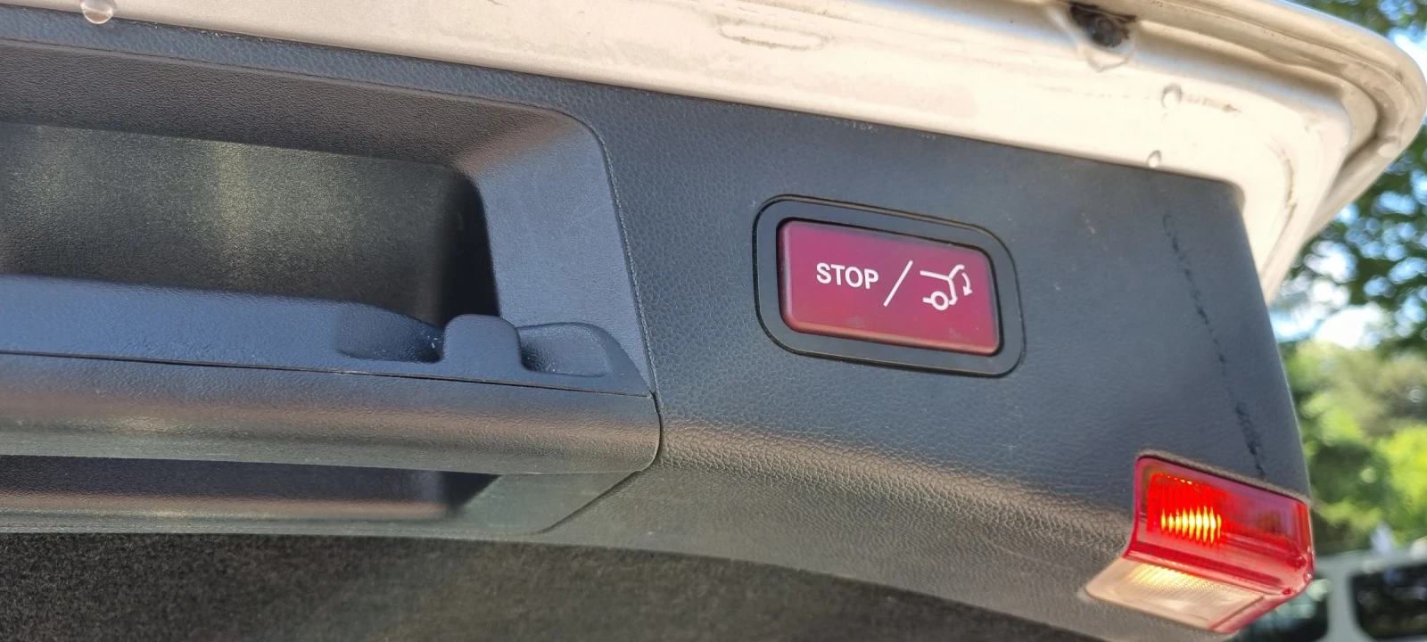 Mercedes-Benz E 220 2.2CDI Avantgarde, снимка 7 - Автомобили и джипове - 54834439