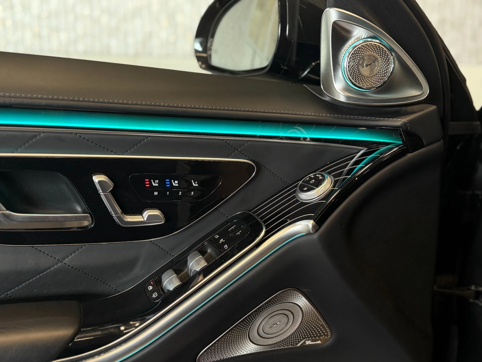 Mercedes-Benz S 580 AMG LONG 4M FIRST-CLASS NIGHT TV BURMESTER-4D HUD , снимка 7 - Автомобили и джипове - 55104119