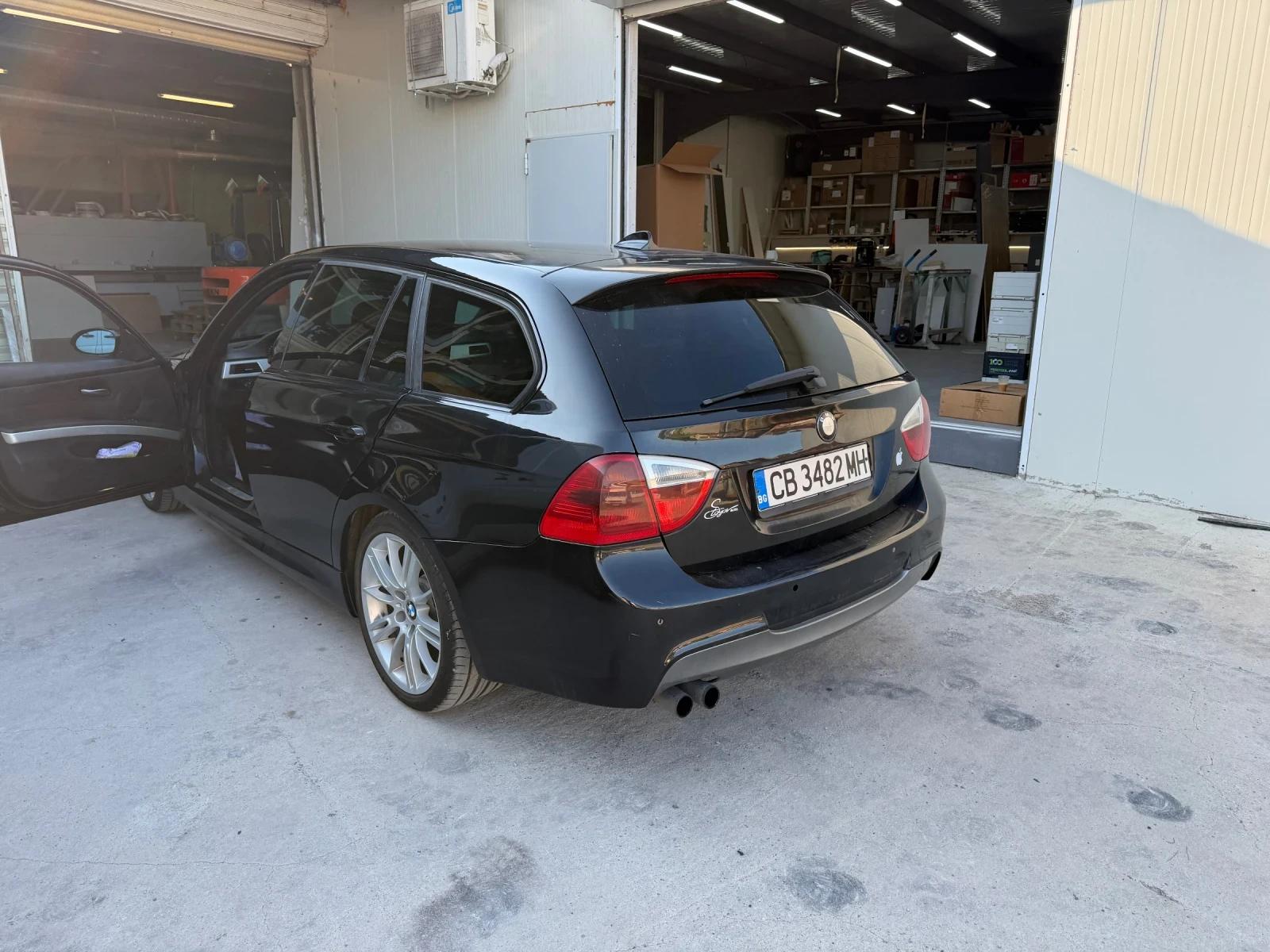 BMW 320, снимка 6 - Автомобили и джипове - 55590441