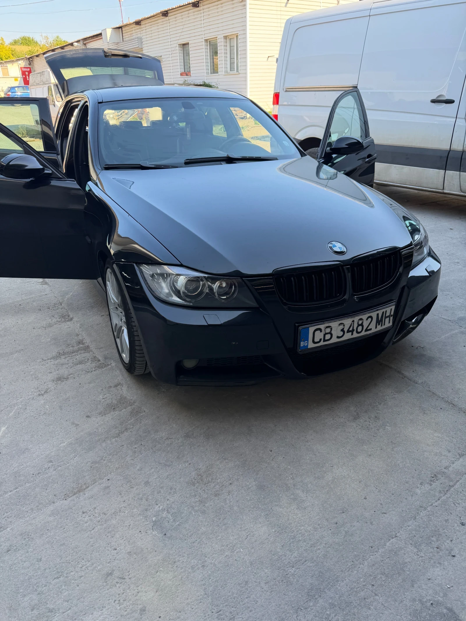 BMW 320, снимка 4 - Автомобили и джипове - 55590441