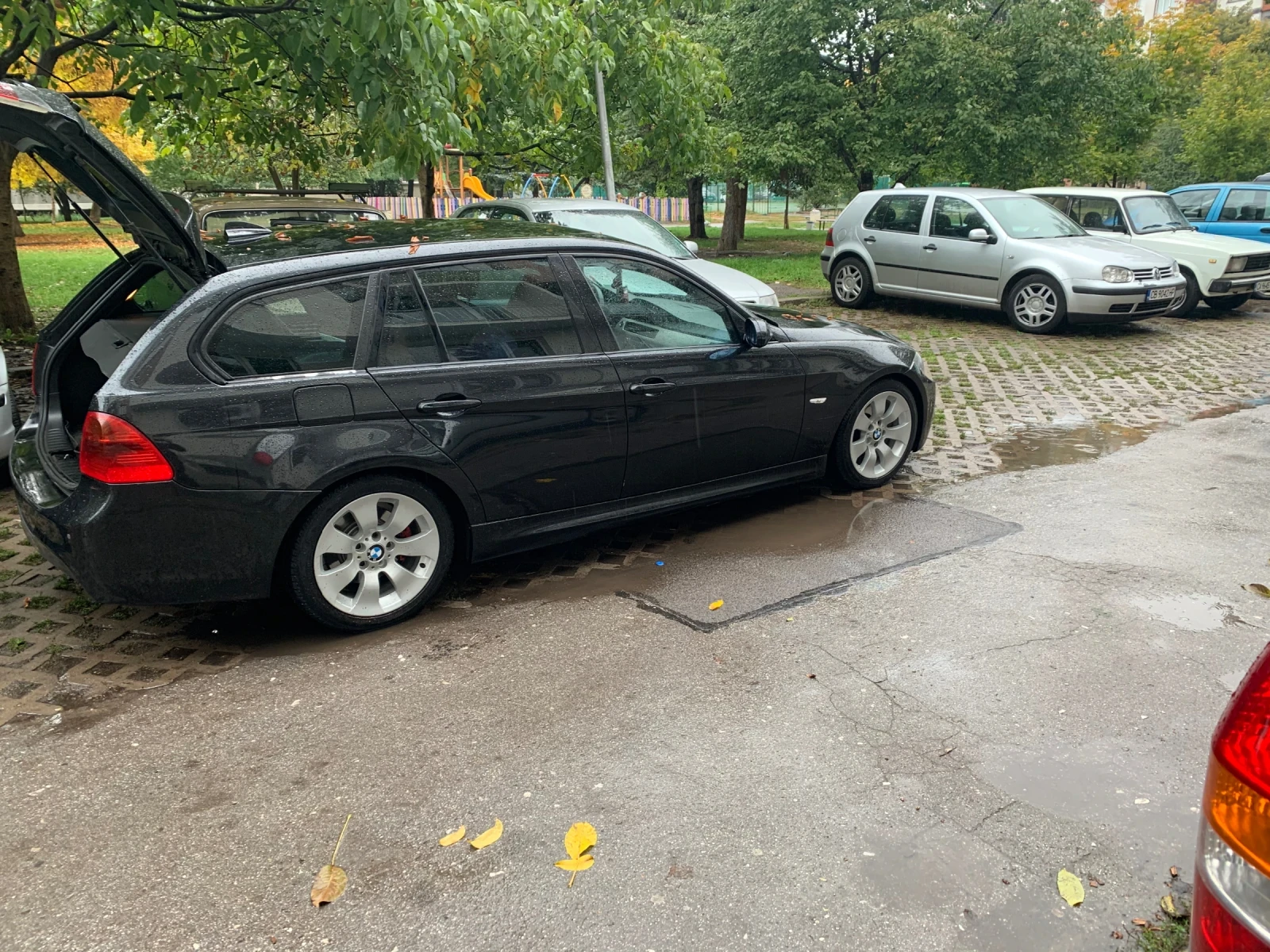 BMW 320, снимка 7 - Автомобили и джипове - 55590441