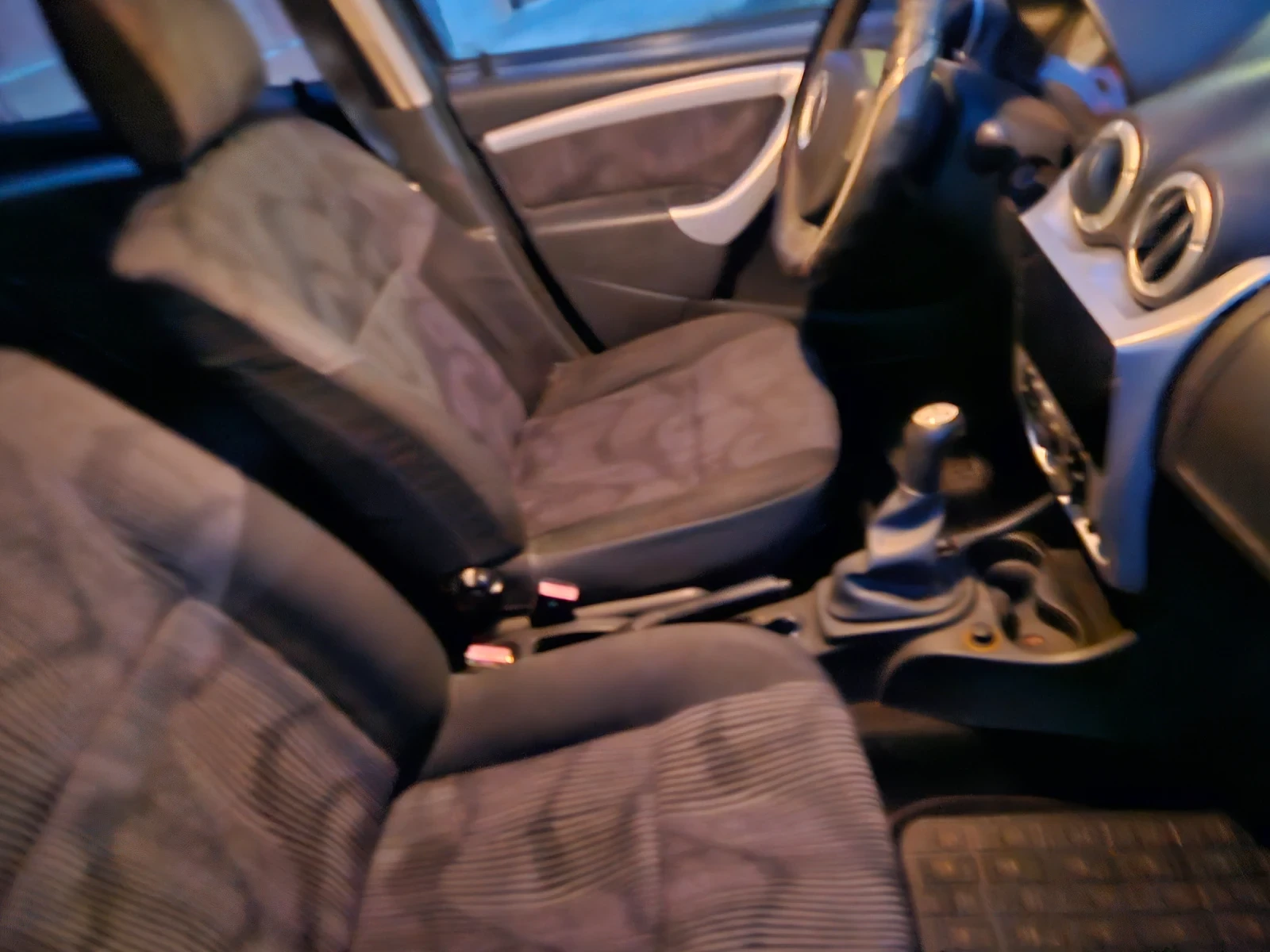 Dacia Sandero 1.4 mpi + газ (lpg), снимка 3 - Автомобили и джипове - 55943905