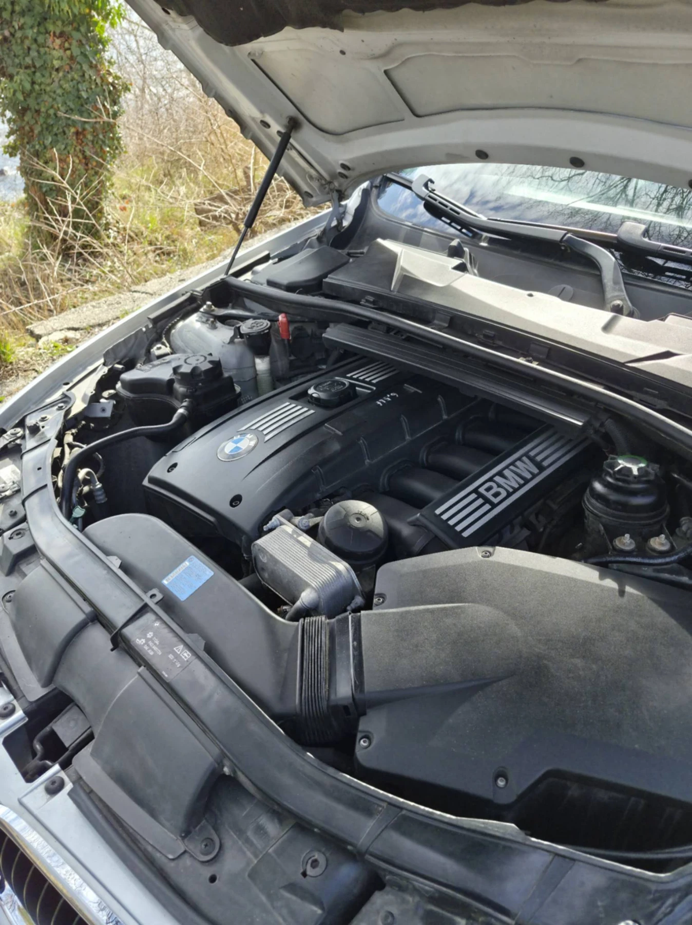 BMW 330, снимка 5 - Автомобили и джипове - 56009809