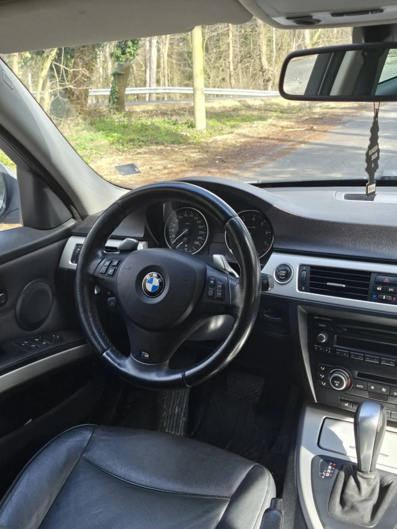 BMW 330, снимка 3 - Автомобили и джипове - 56009809