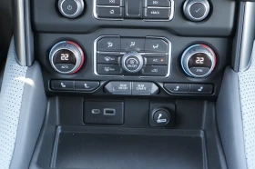 Chevrolet Tahoe * Z71* 6+ 1* WHIPPLE CHARGER* PANO* DISTR* LED* CA, снимка 14